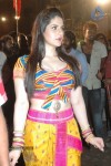 Zarine Khan at Naan Rajavaaga Pogiren Shooting Spot - 44 of 64