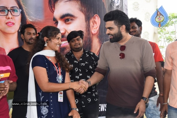 30 Rojullo Preminchatam Ela Team at Khammam - 26 / 29 photos