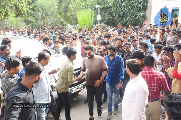 30 Rojullo Preminchatam Ela Team at Khammam - 28 / 29 photos