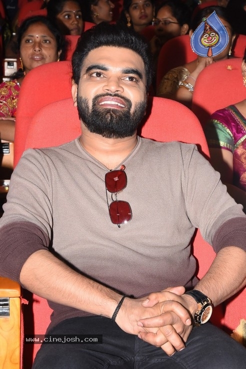 30 Rojullo Preminchatam Ela  Team at Warangal - 60 / 63 photos