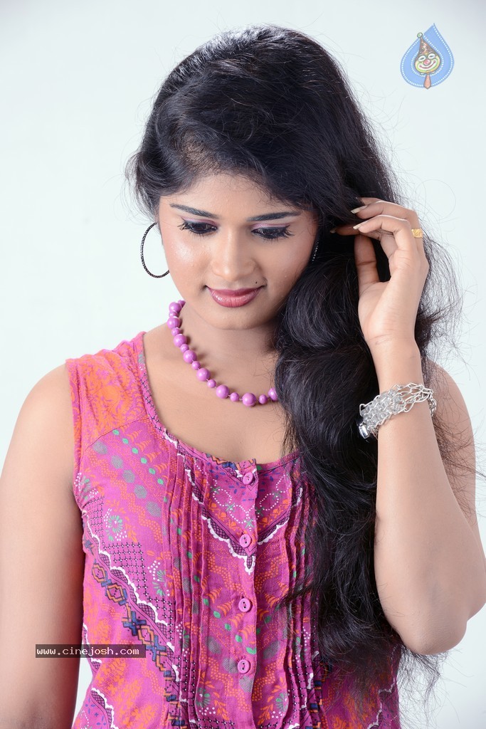 33 Prema Kathalu New Stills - 7 / 9 photos