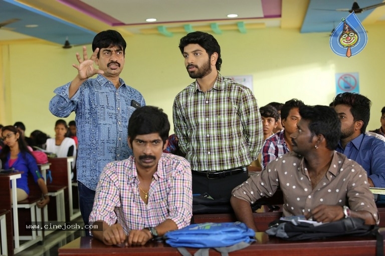 4 Letters Movie Posters And Working Stills - 11 / 15 photos