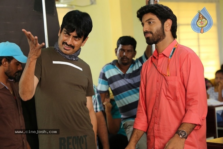 4 Letters Movie Posters And Working Stills - 13 / 15 photos