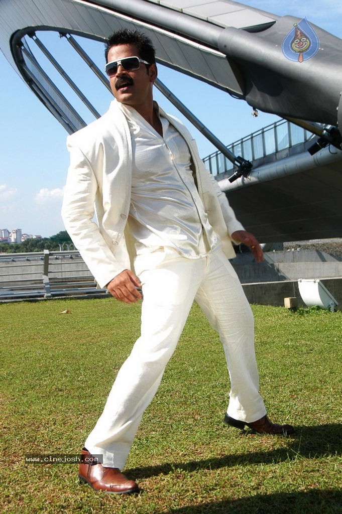 6 Candles Tamil Movie Stills - 8 / 26 photos