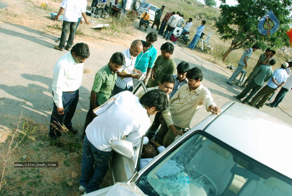 916 KDM Prema Movie Spicy Stills - 20 / 59 photos