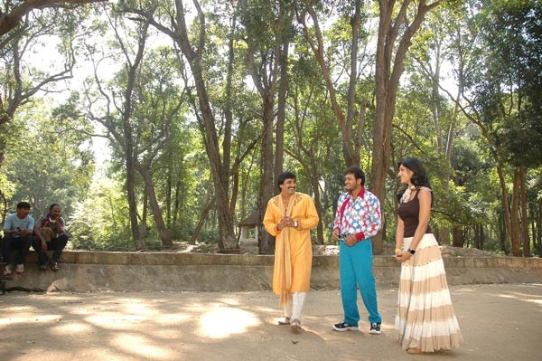 Gadde Sindhura - Miss World New Movie - 3 / 40 photos