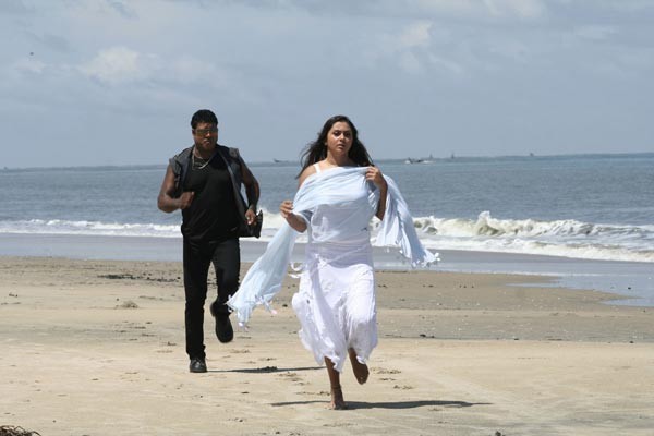 Iddaru Monagallu Movie Stills - 16 / 65 photos