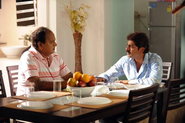 Pravarakyudu still - 96 / 137 photos