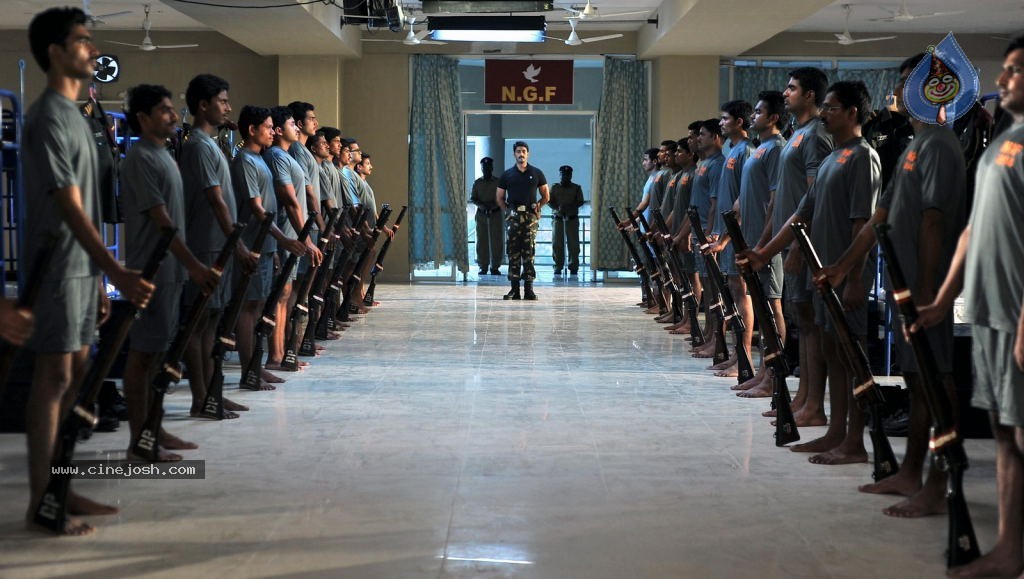 Aa Aiduguru Athade CM Movie Stills - 115 / 126 photos