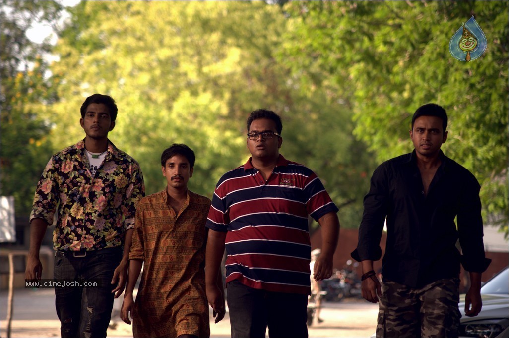 Aa Aiduguru Movie New Stills - 1 / 7 photos