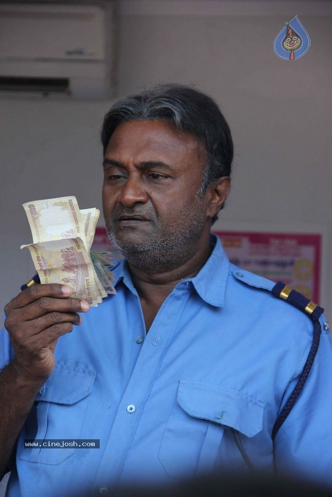 Aaaah Tamil Movie Stills - 82 / 86 photos