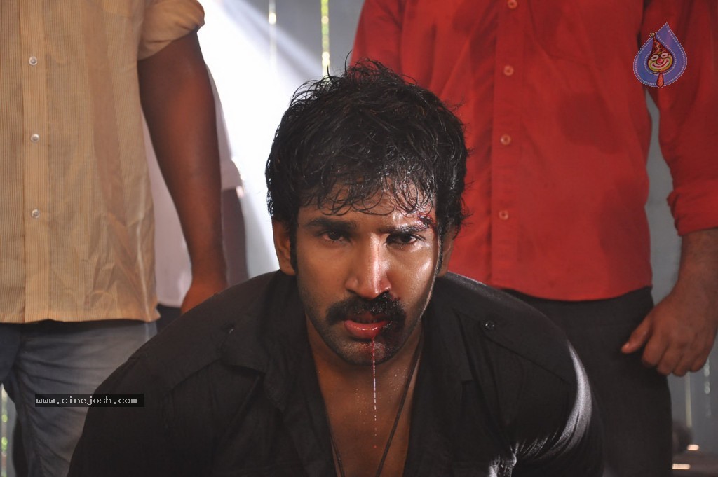 Aadi Pinisetty New Movie Stills - 27 / 78 photos