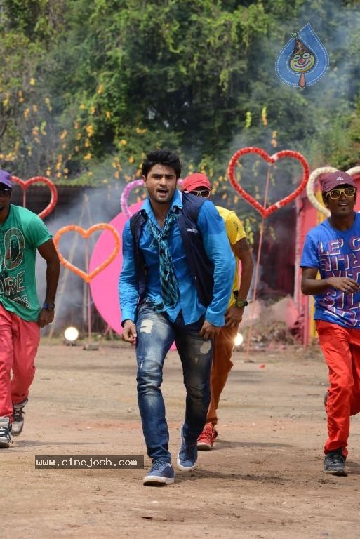 Aadu Magaadra Bujji Photos - 16 / 69 photos