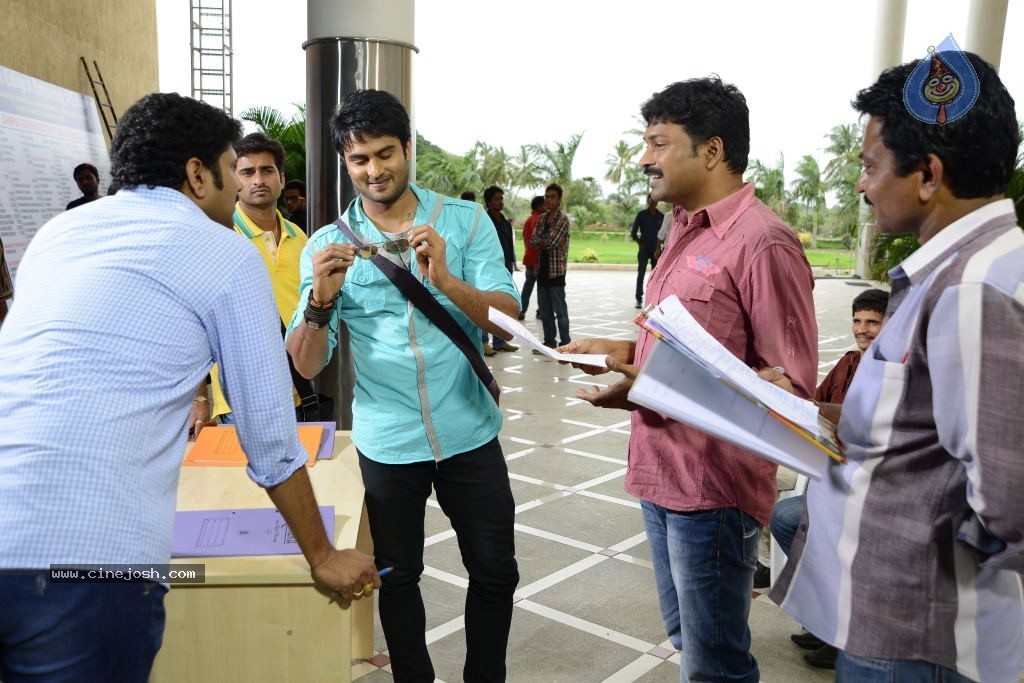 Aadu Magaadra Bujji Photos - 31 / 69 photos