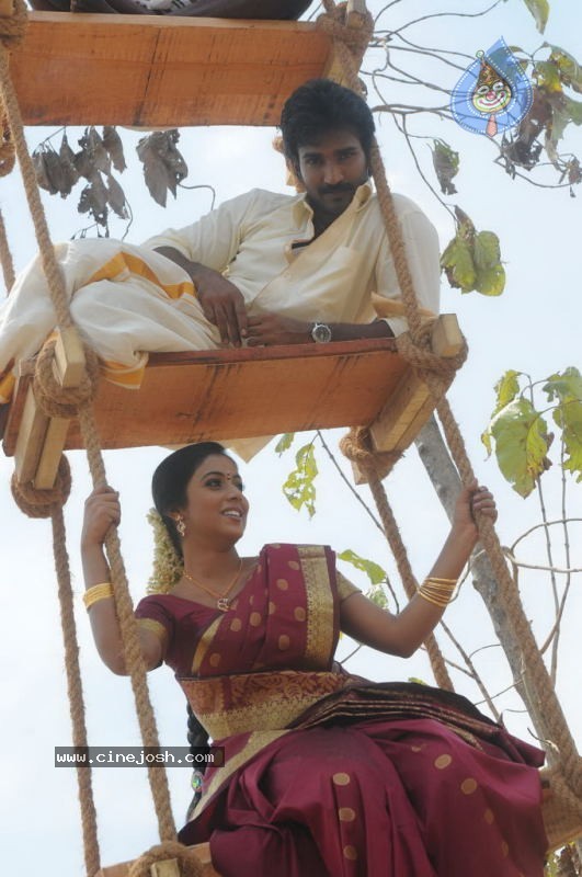 Aadu Puli Movie Stills - 31 / 127 photos