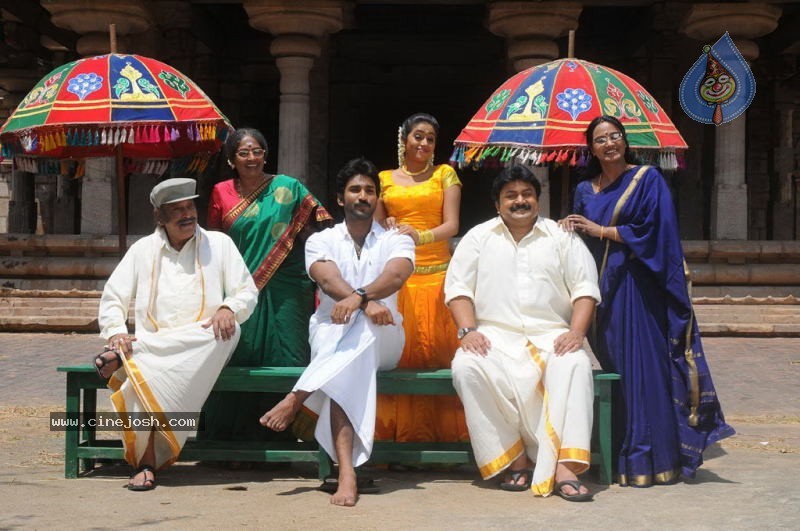 Aadu Puli Movie Stills - 106 / 127 photos