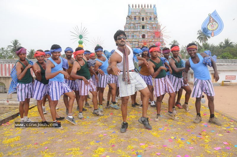 Aadu Puli Movie Stills - 118 / 127 photos