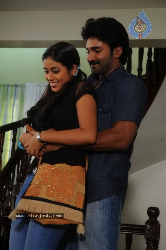 Aadu Puli Movie Stills - 122 / 127 photos