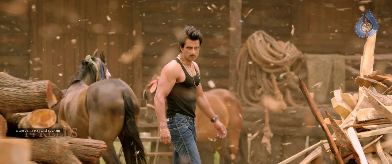 Aagadu Movie Latest Stills - 11 / 22 photos