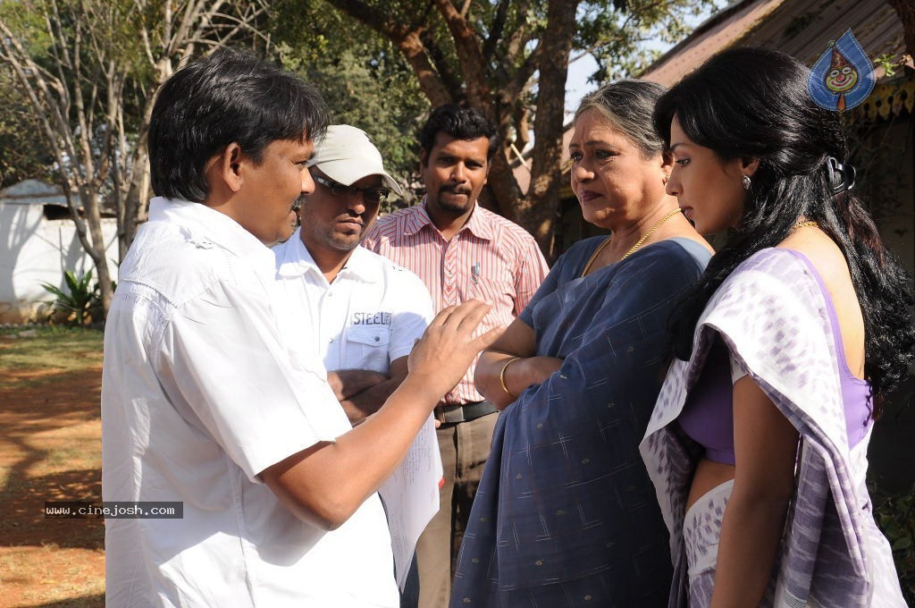 Aakasamlo Sagam Movie Stills - 6 / 25 photos