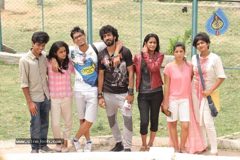 Aanandam Movie Latest Stills - 10 / 10 photos