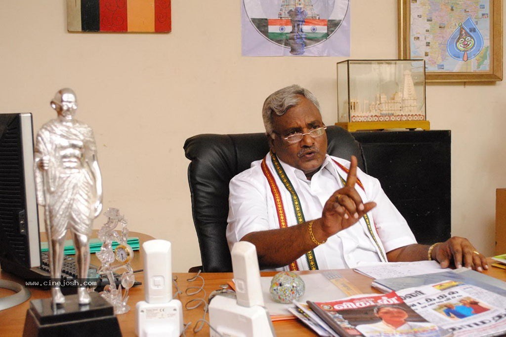 Aasami Tamil Movie Hot Stills - 14 / 24 photos