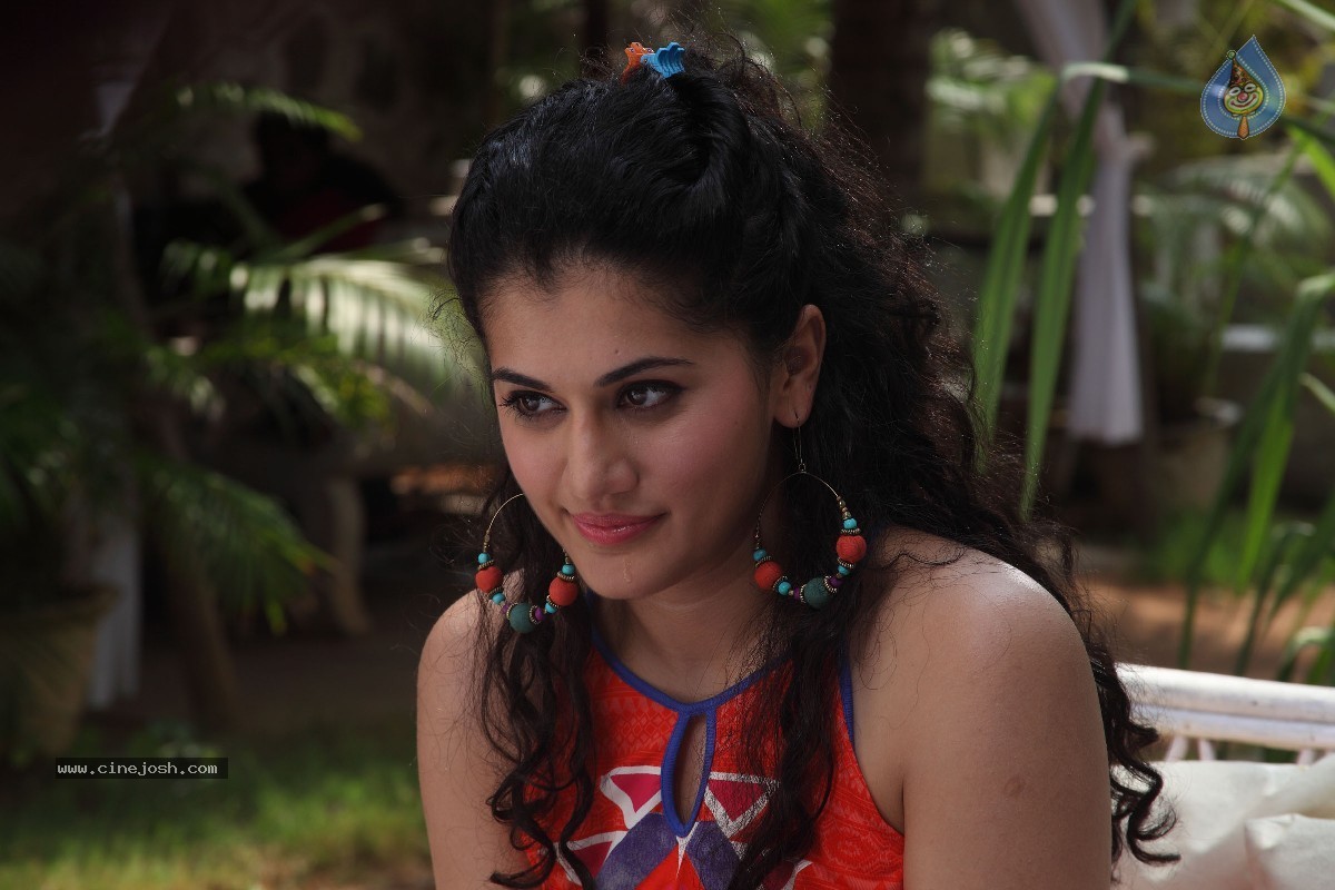 Aata Aarambam Movie Stills n Walls - 5 / 122 photos