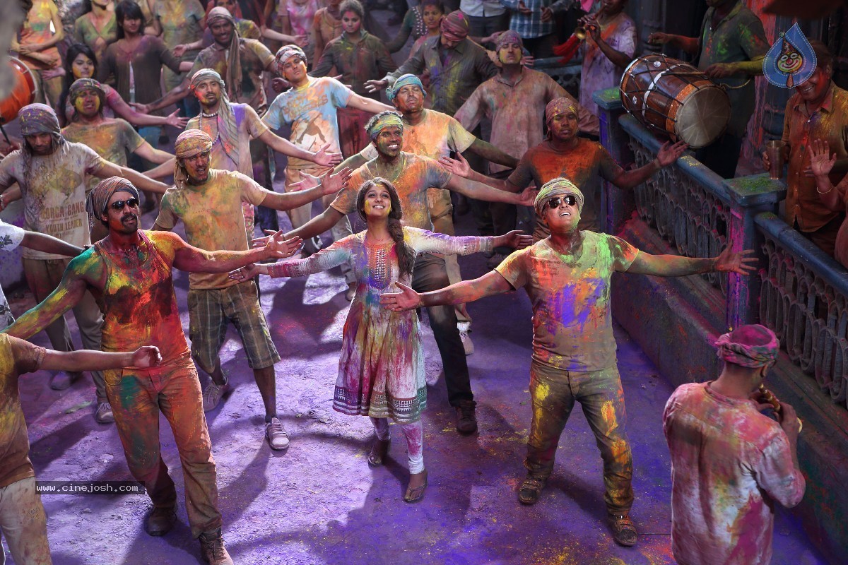 Aata Aarambam Movie Stills n Walls - 50 / 122 photos