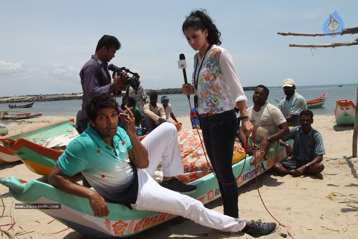 Aata Aarambam Movie Stills n Walls - 71 / 122 photos