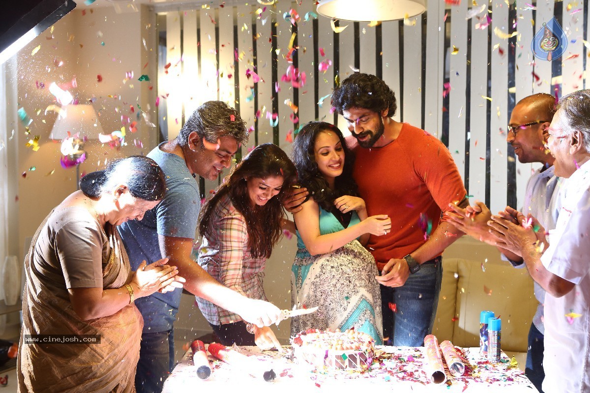 Aata Aarambam Movie Stills n Walls - 111 / 122 photos