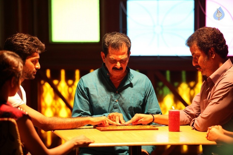 Aata Movie Photos and Posters - 16 / 37 photos