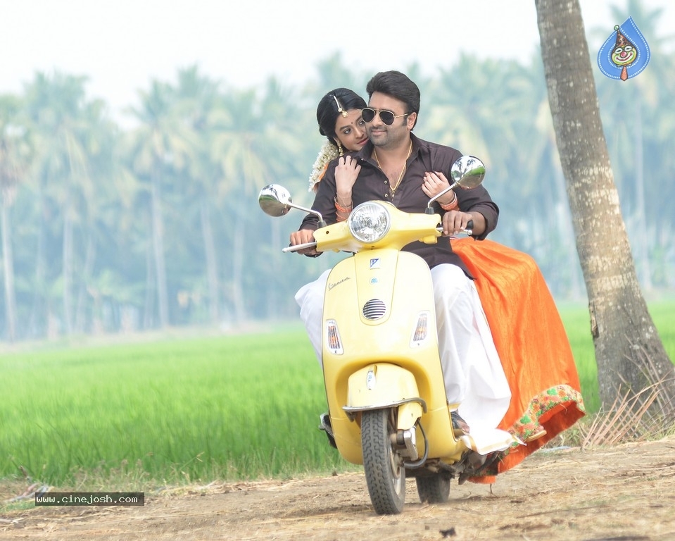 Aatagallu Movie Photos - 3 / 4 photos