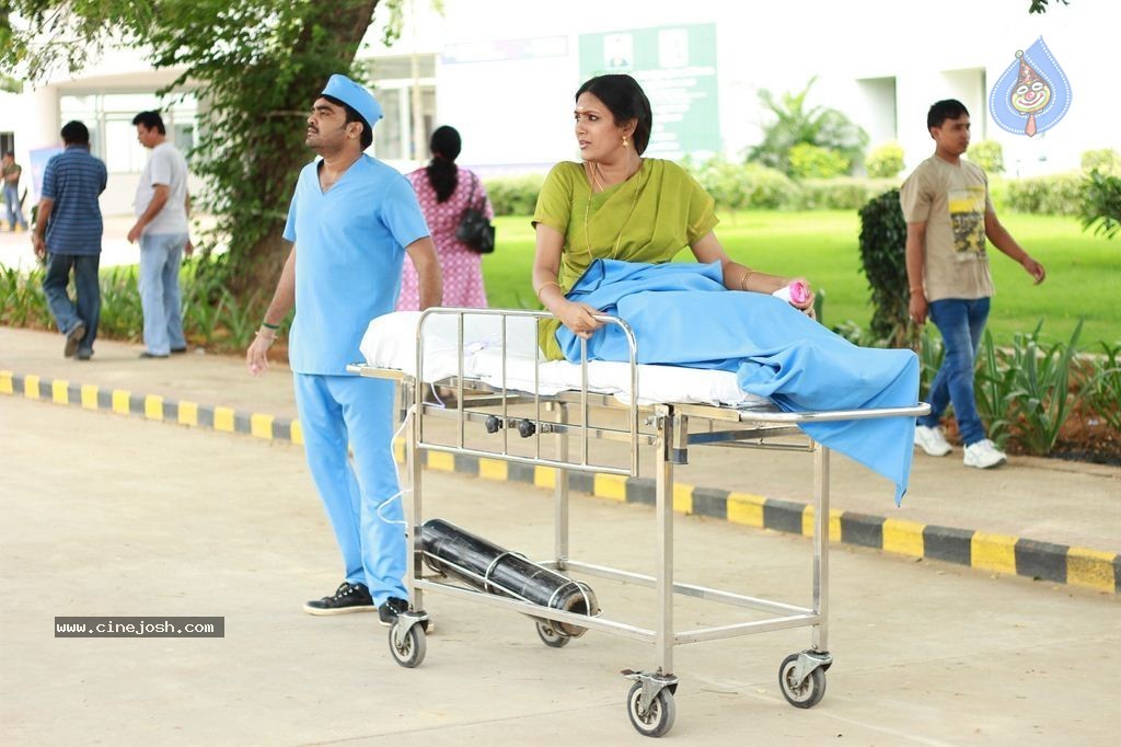 Aavi Kumar Movie Shooting Spot Stills - 36 / 40 photos