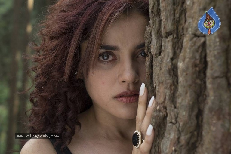 Abhiyum Anuvum Movie Stills - 13 / 60 photos