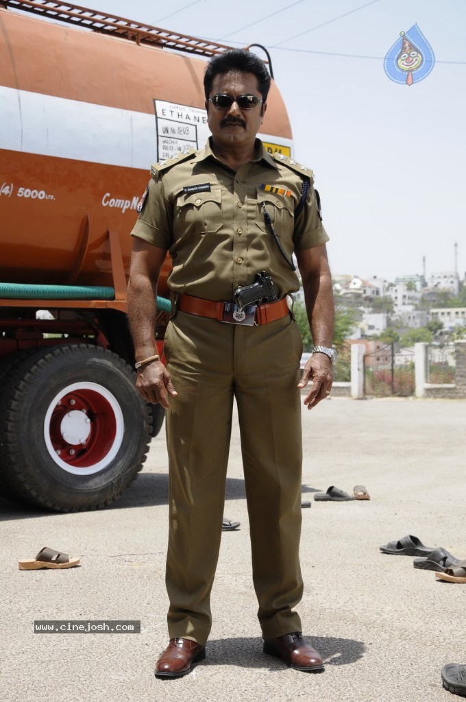 Acham Thavir Tamil Movie Stills - 49 / 65 photos