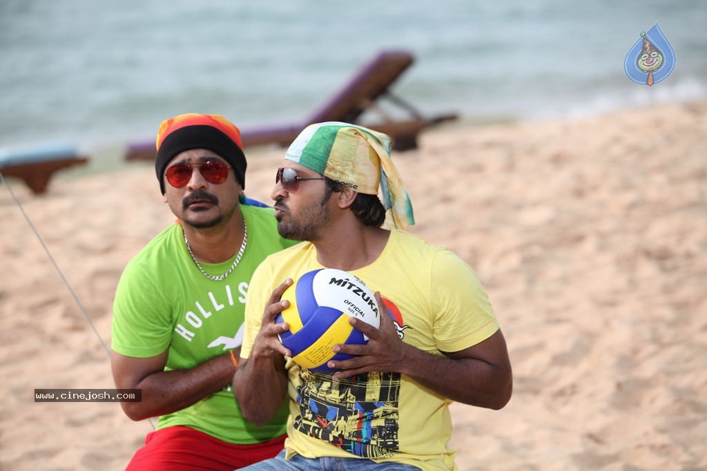 Action 3D Movie New Photos - 3 / 11 photos