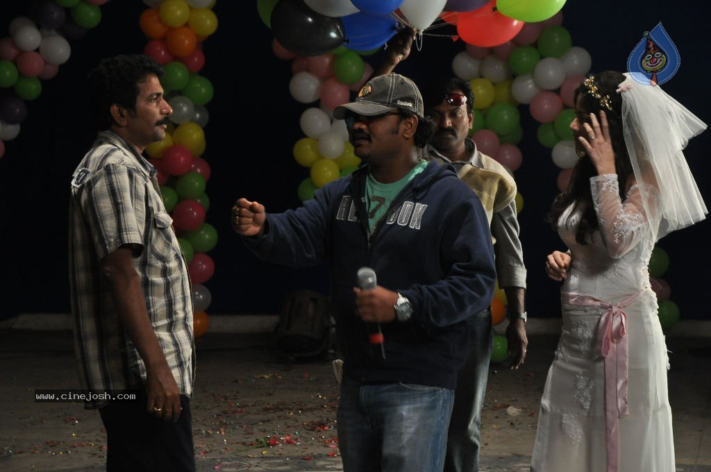 Action 3D Movie Stills - 38 / 127 photos