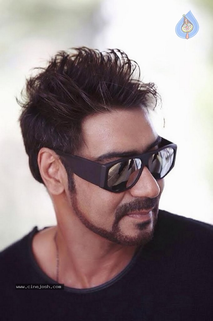 Action Jackson Movie Stills - 10 / 13 photos