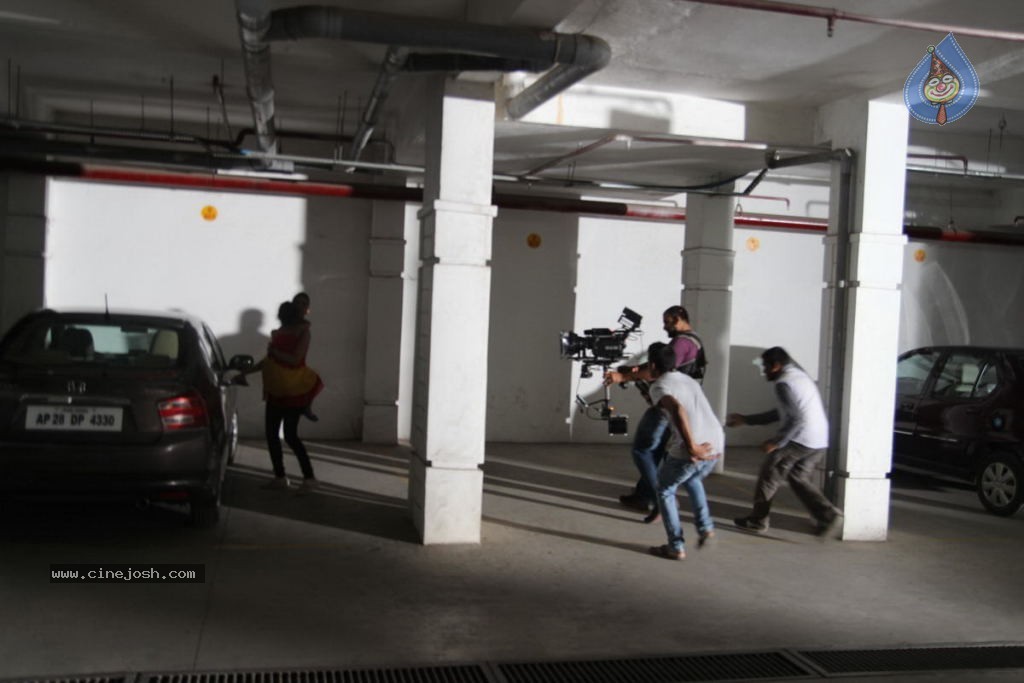 Adavi Kachina Vennela Stills - 10 / 17 photos