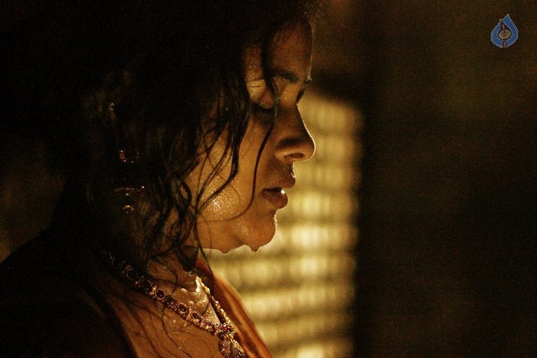 Adavilo Last Bus Movie Photos - 2 / 10 photos