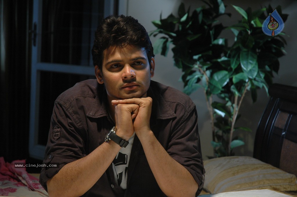 Ade Prema Movie Stills - 21 / 70 photos