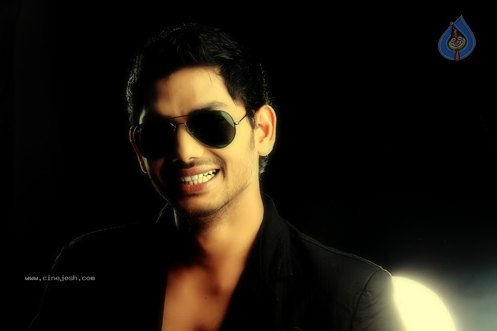 Adhee Lekka Nikki Stils - 9 / 90 photos