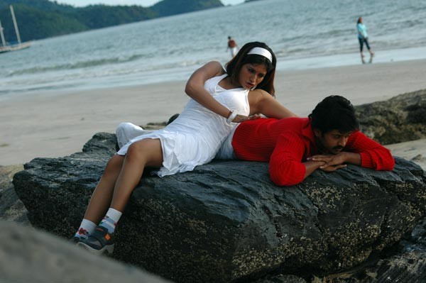 Ade Nuvu Ade Nenu Movie Stills - 49 / 53 photos