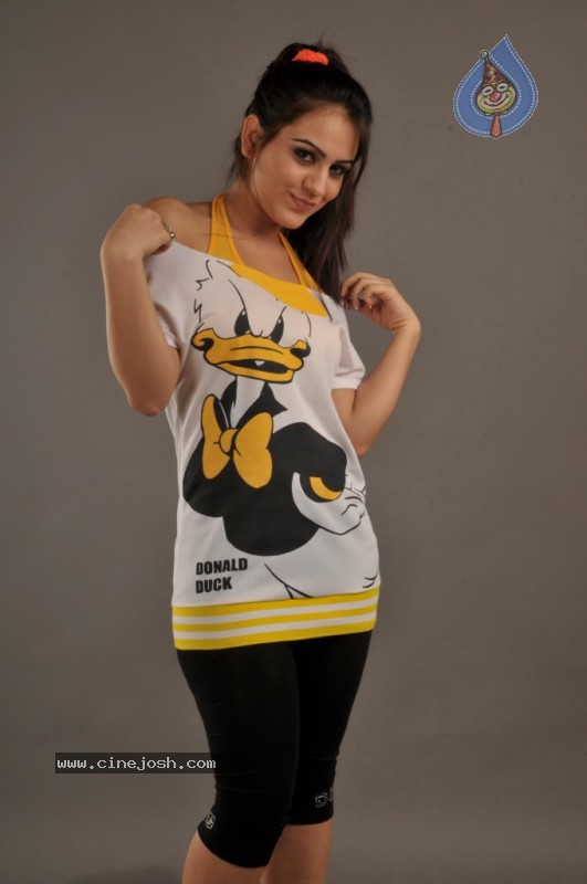 Adi Nuvve Movie New Stills - 33 / 90 photos