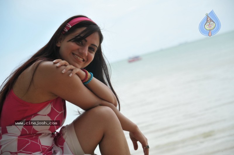 Adi Nuvve Movie New Stills - 82 / 90 photos