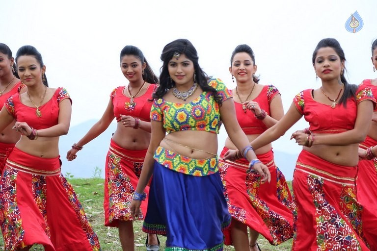 Adra Machan Visilu Tamil Film Photos - 33 / 41 photos