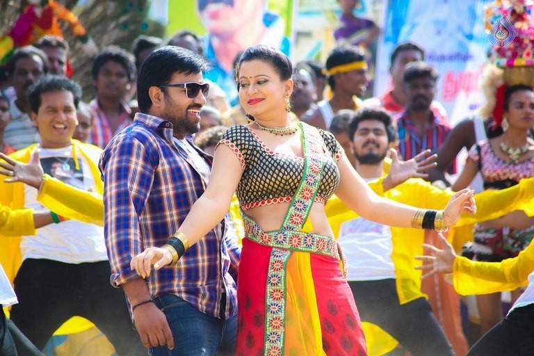 Adra Machan Visilu Tamil Film Photos - 13 / 14 photos