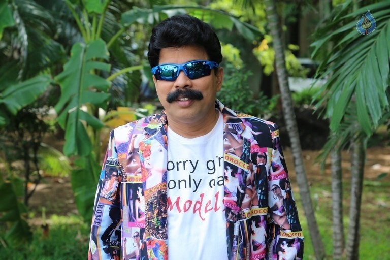 Adra Machan Visilu Tamil Film Pics - 3 / 18 photos