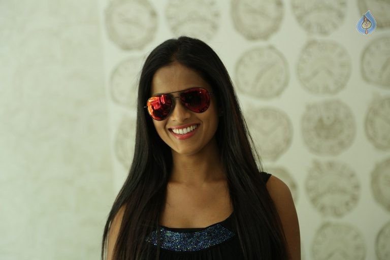 Affair Movie Photos and Wallpapers - 53 / 135 photos