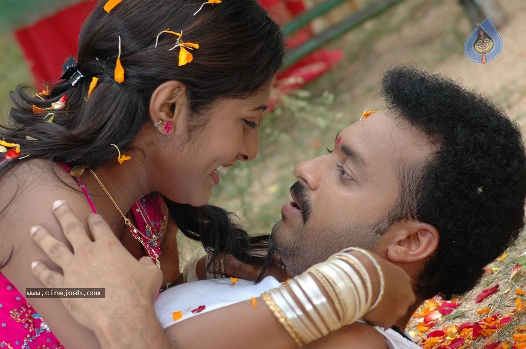 Aggiravva Movie Hot Stills - 61 / 64 photos